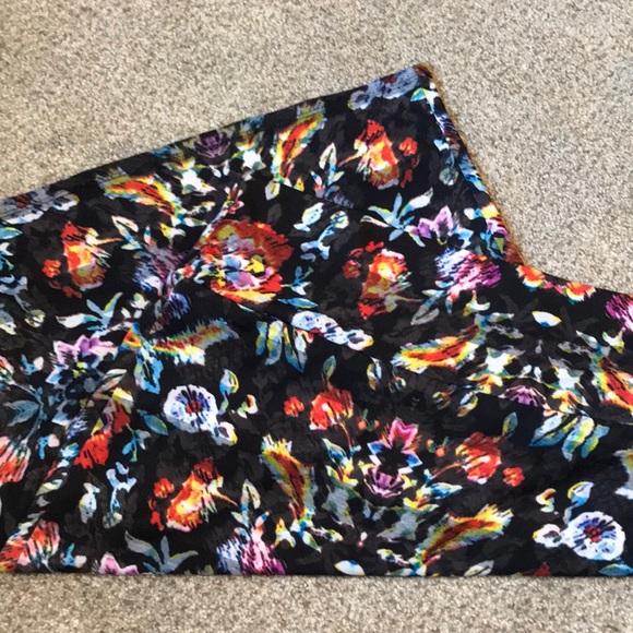 LulaRoe skirt, S - Picture 2 of 4